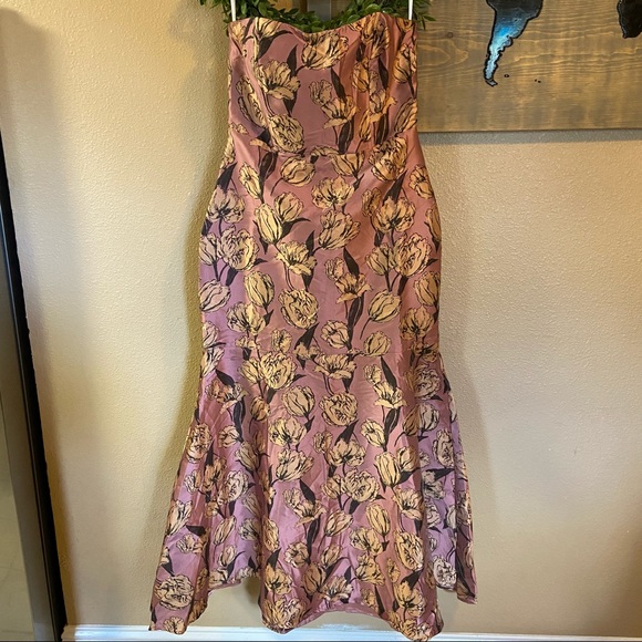 NWOT Lulus Gowning Around Mauve Floral Jacquard Strapless Maxi Dress - Picture 7 of 13